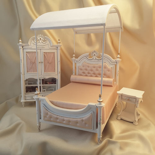 Miniature 3 Piece Madeline Bedroom Set 